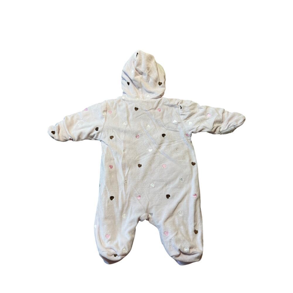 Calvin Klein Baby Girl Outerwear/Bunting size 3-6 mos, Pink, Fuzzy; Soft, Hearts - Picture 2 of 9